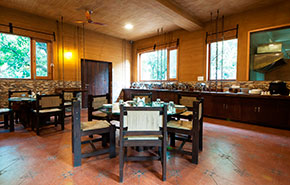 luxury resorts in corbett