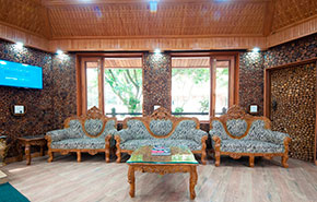 best resort in jim corbett